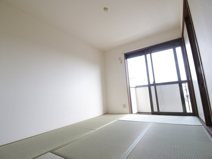 物件内観写真13　(居室)