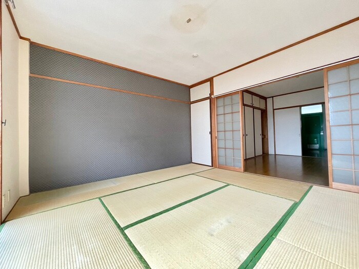 物件内観写真8　(居室)