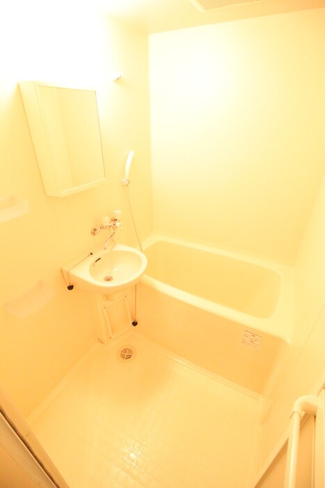 物件内観写真8　(バス／シャワールーム等)