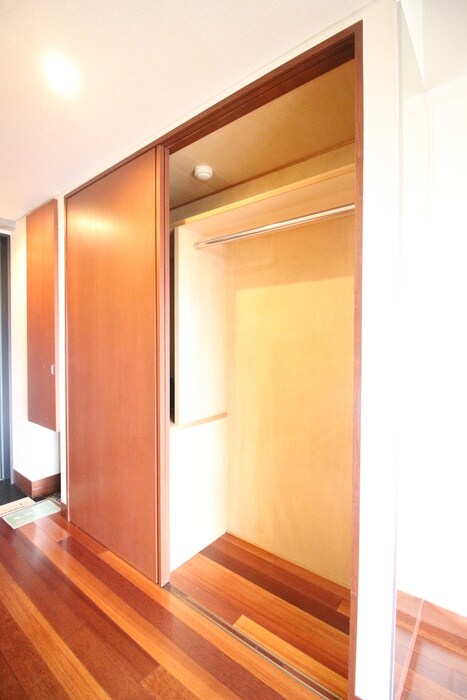 物件内観写真10　(収納)