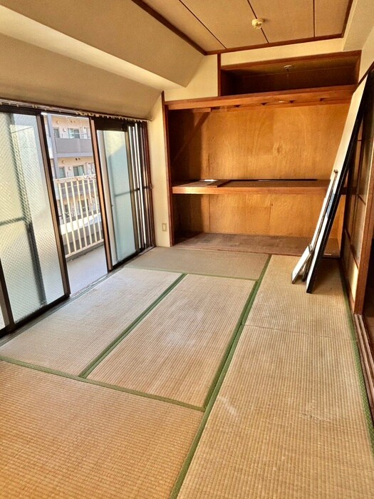 物件内観写真10　(居室)