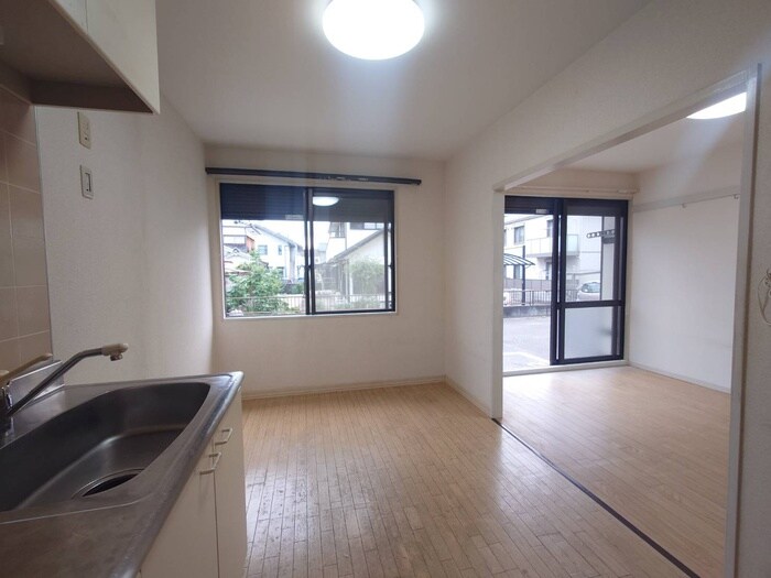 物件内観写真8　(居室)