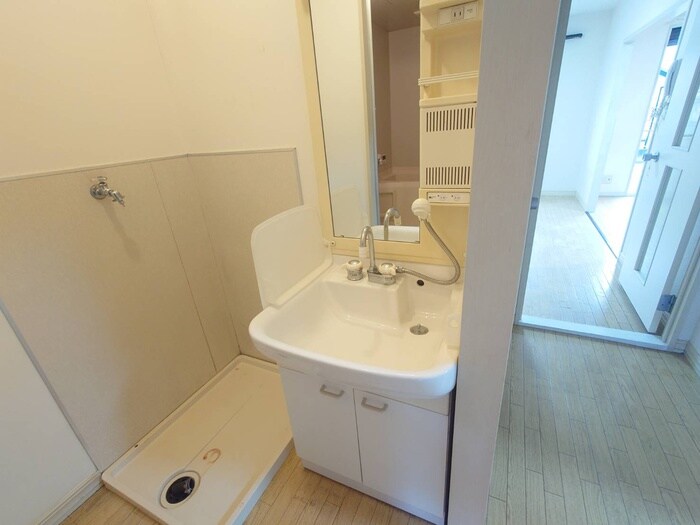 物件内観写真16　(洗面)