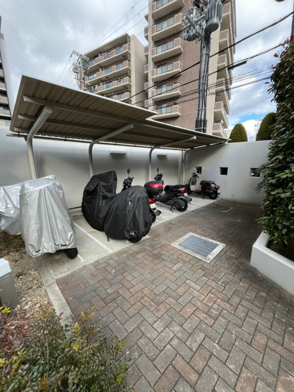 バイク置き場