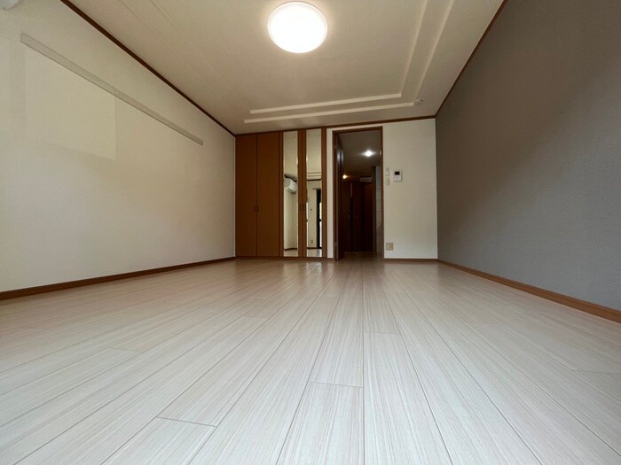 物件内観写真13　(居室)