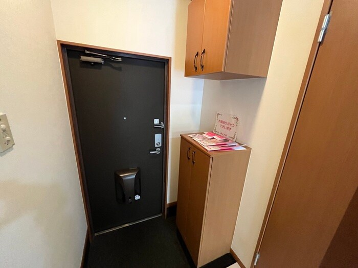 物件内観写真16　(靴箱)