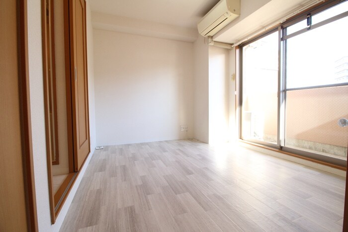 物件内観写真14　(居室)