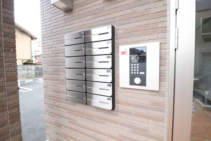 物件外観写真4　(建物設備)