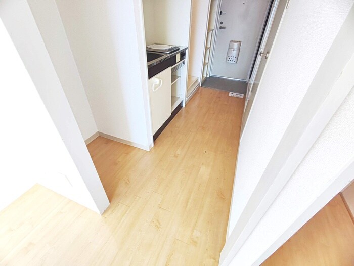 物件内観写真7　(廊下)