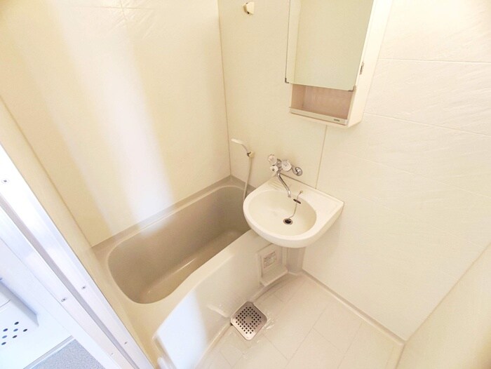 物件内観写真12　(バス／シャワールーム等)