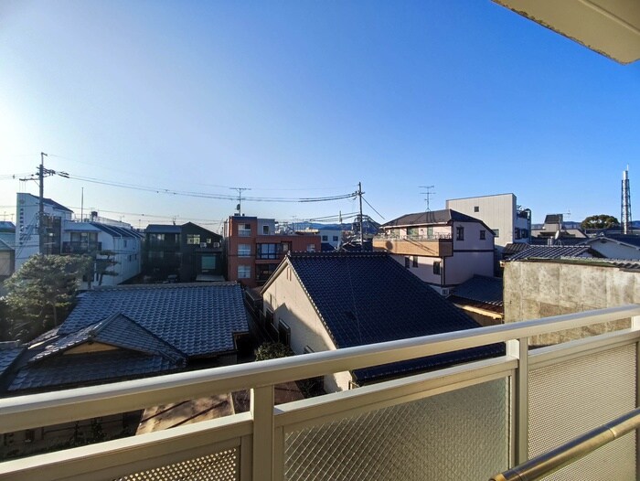 物件内観写真15　(室内からの展望)