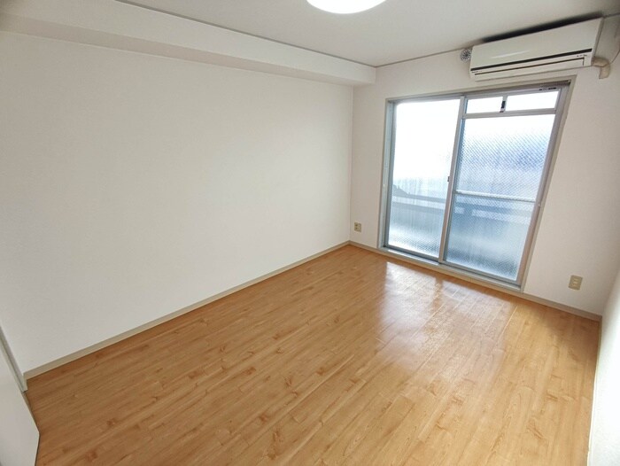 物件内観写真19　(居室)