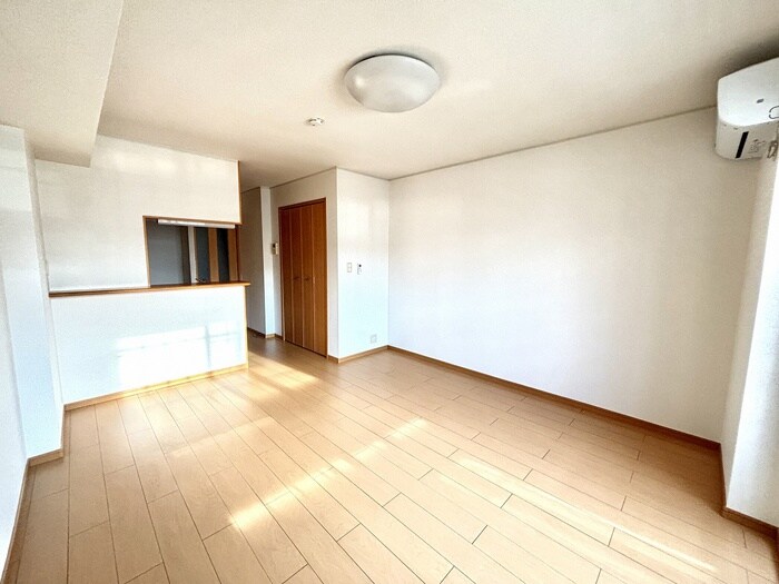 物件内観写真14　(居室)