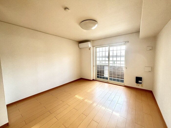 物件内観写真15　(居室)