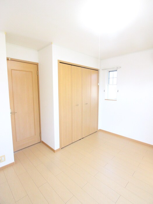 物件内観写真18　(居室)