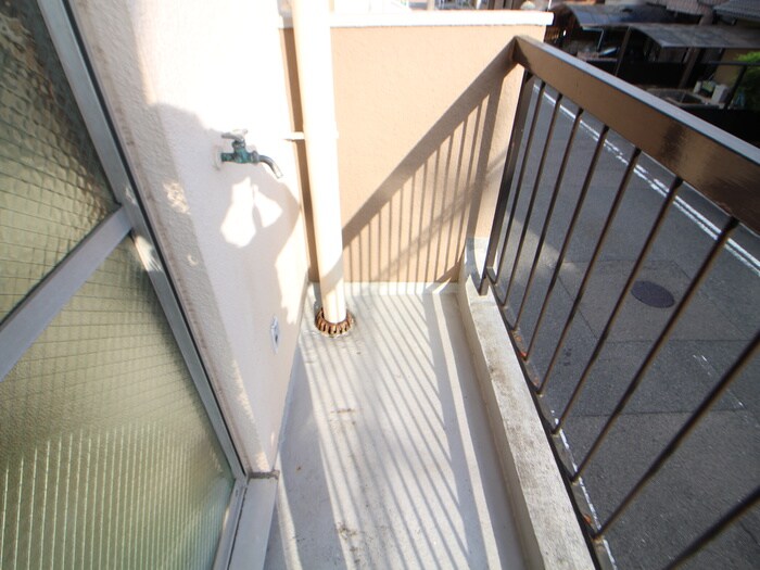 物件内観写真17　(洗濯機置場)