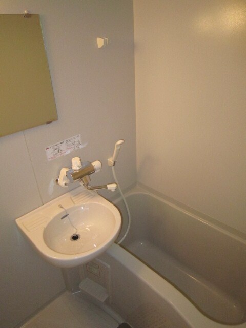 物件内観写真6　(バス／シャワールーム等)