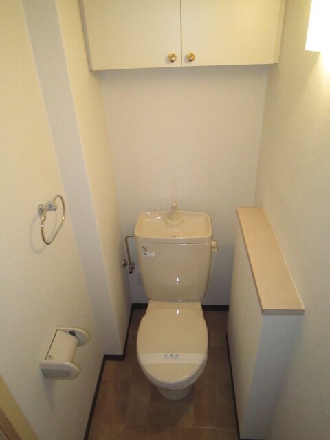 物件内観写真12　(トイレ)