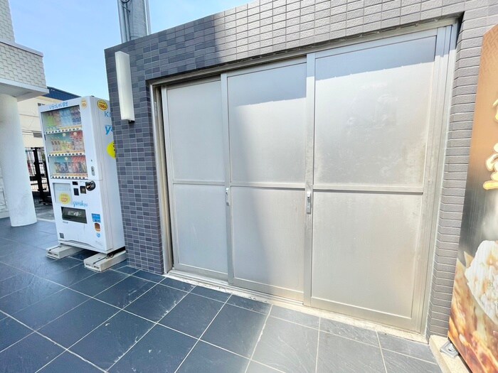 物件外観写真6　(建物設備)