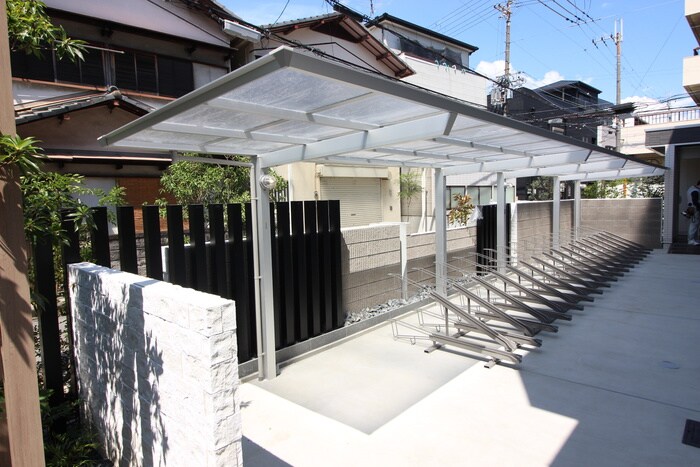 物件外観写真5　(駐輪場)