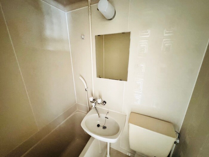 物件内観写真12　(洗面)