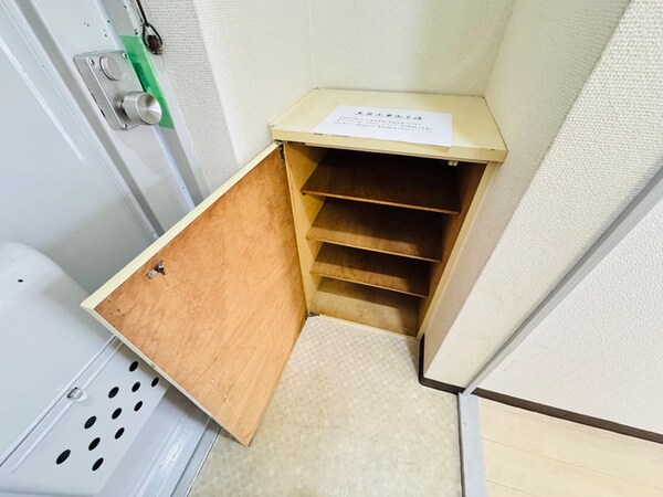 靴箱