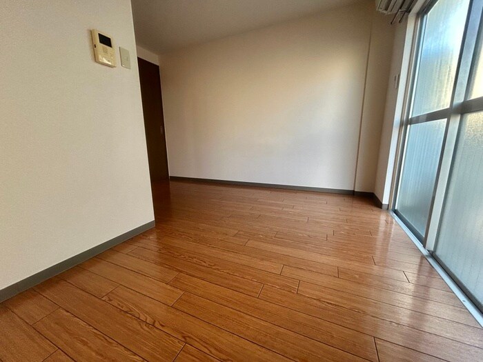 物件内観写真11　(居室)