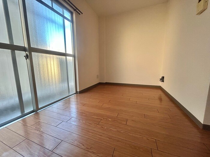 物件内観写真12　(居室)