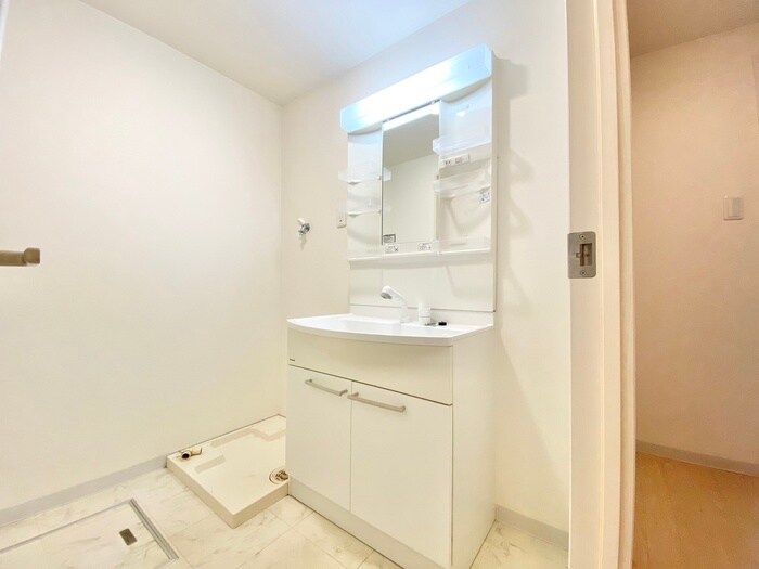 物件内観写真11　(洗面)