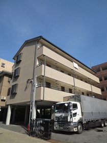 レフィナードの外観写真