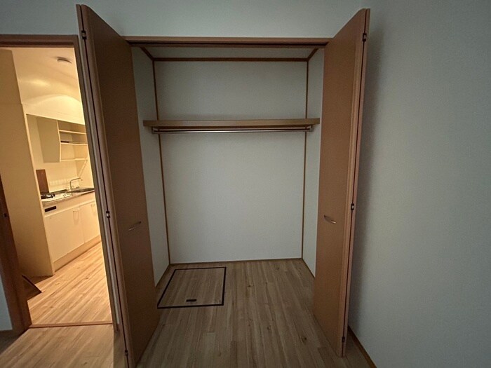 物件内観写真12　(収納)
