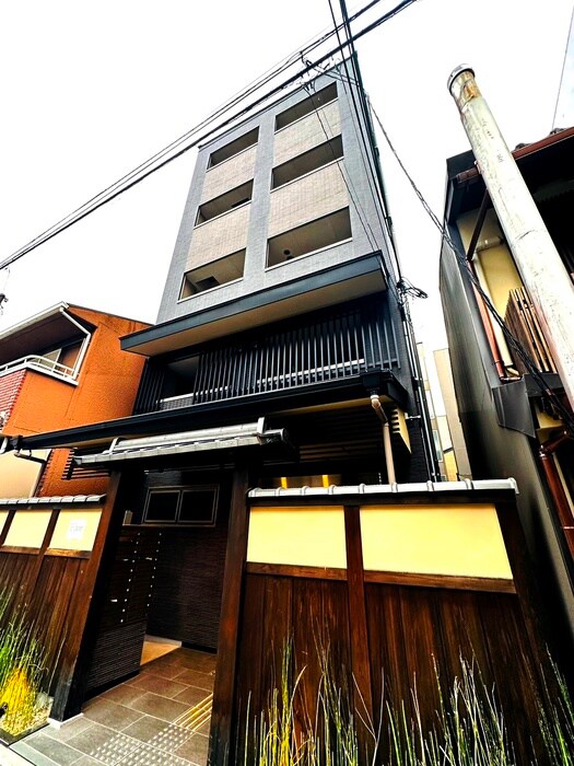 物件外観写真1　(外観写真)