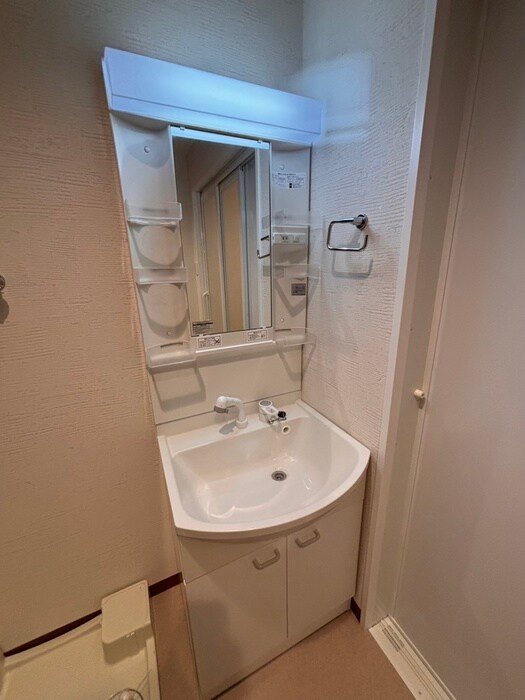 物件内観写真12　(洗面)