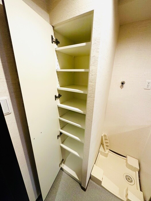 物件内観写真15　(靴箱)