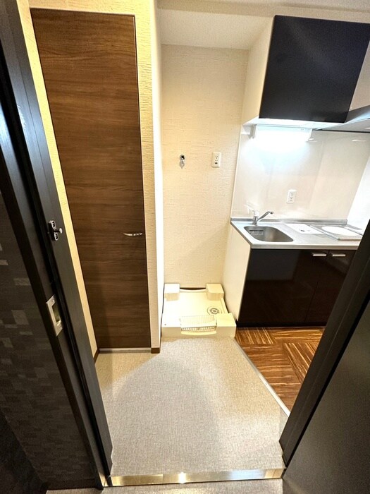 物件内観写真16　(玄関)