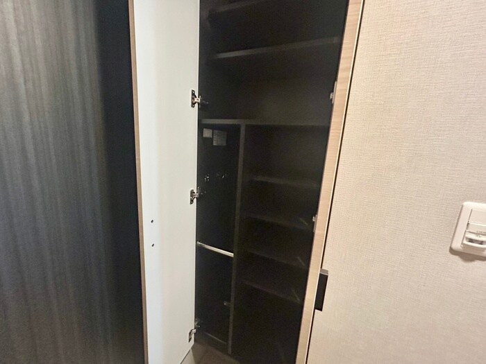 物件内観写真18　(靴箱)