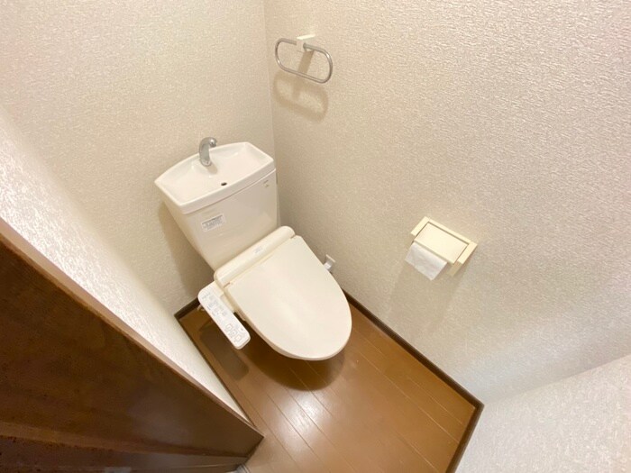 物件内観写真14　(トイレ)