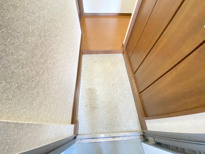 物件内観写真17　(玄関)