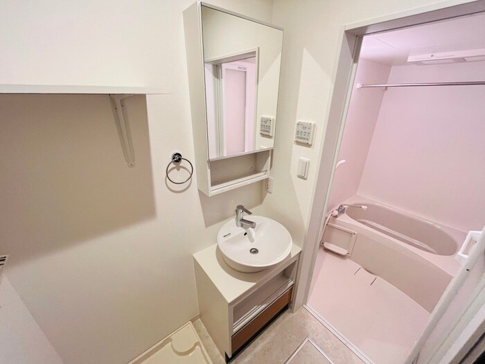 物件内観写真12　(洗面)