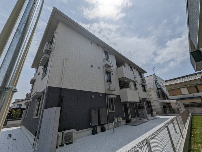 物件外観写真1　(外観写真)