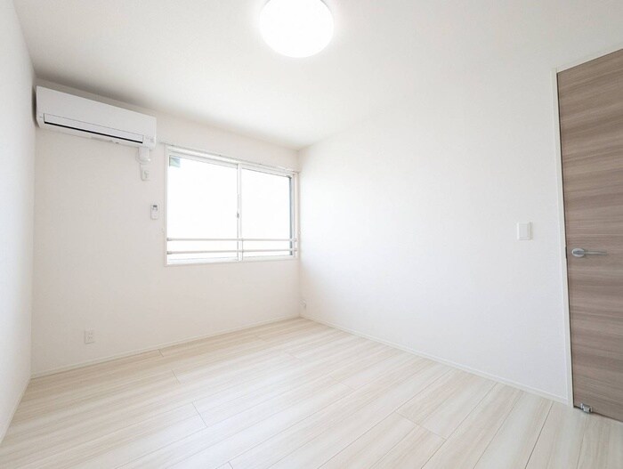 物件内観写真19　(居室)