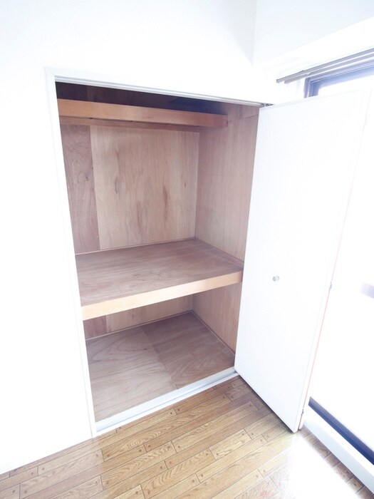 物件内観写真12　(収納)