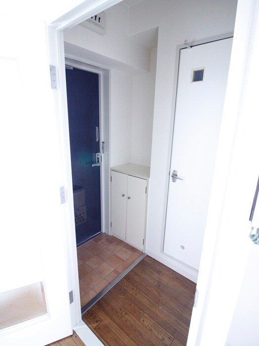 物件内観写真17　(玄関)