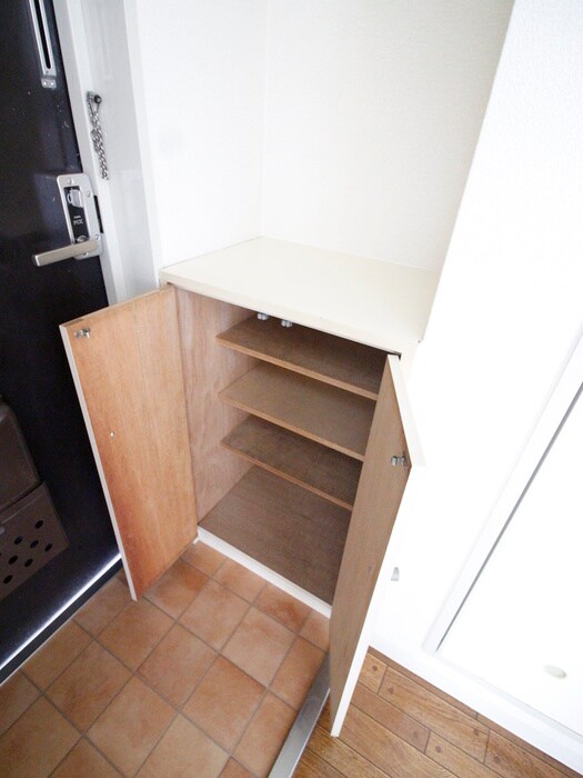 物件内観写真19　(靴箱)