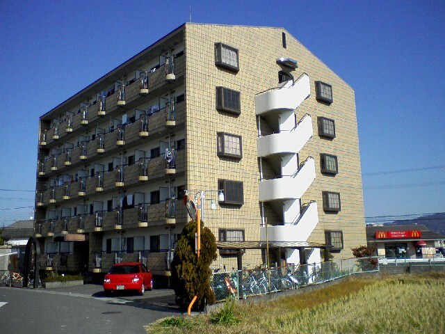 物件外観写真3　(外観写真)