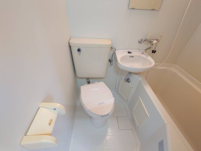 物件内観写真13　(トイレ)