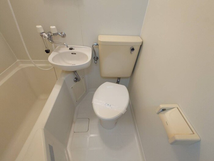 物件内観写真13　(トイレ)