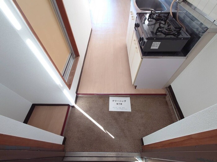 物件内観写真17　(玄関)