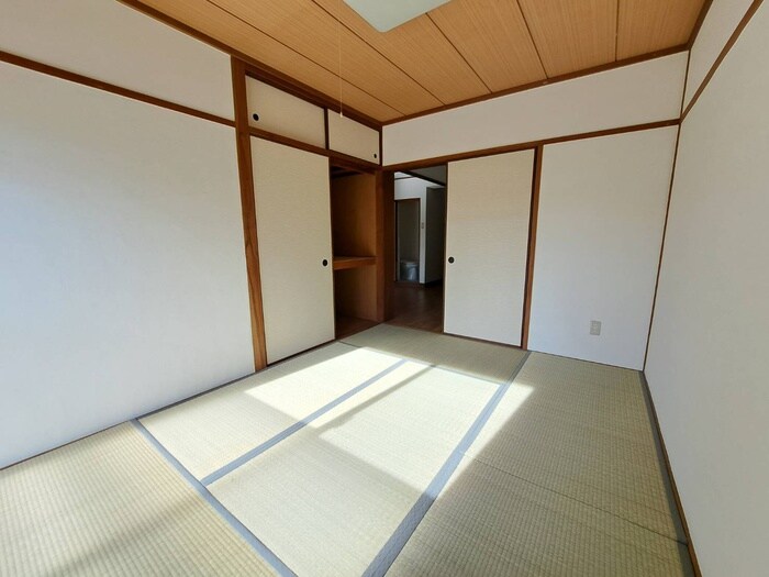 物件内観写真12　(居室)