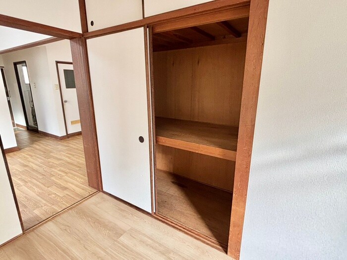 物件内観写真13　(収納)